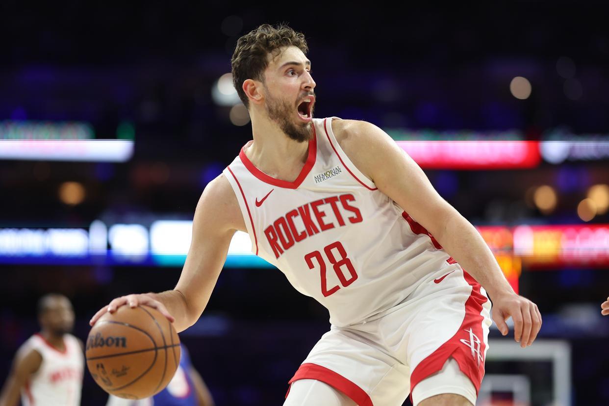 乐鱼官方网站赛事分析-火箭队三喜临门！2连胜到手，双核轰66分，阿门14助攻创生涯新高