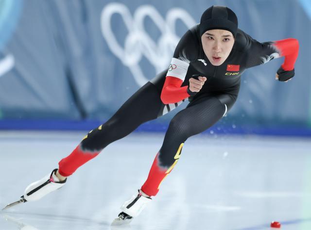 乐鱼官方网站最新版本下载-韩梅第9！创造速度滑冰女子1500米中国队最佳排名