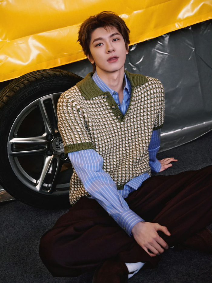 乐鱼官方网站最新版本下载-林一赛车手造型曝光，利落挺拔荷尔蒙拉满|电影感大片|发型|赛车服|大片|同学_新浪娱乐_新浪新闻